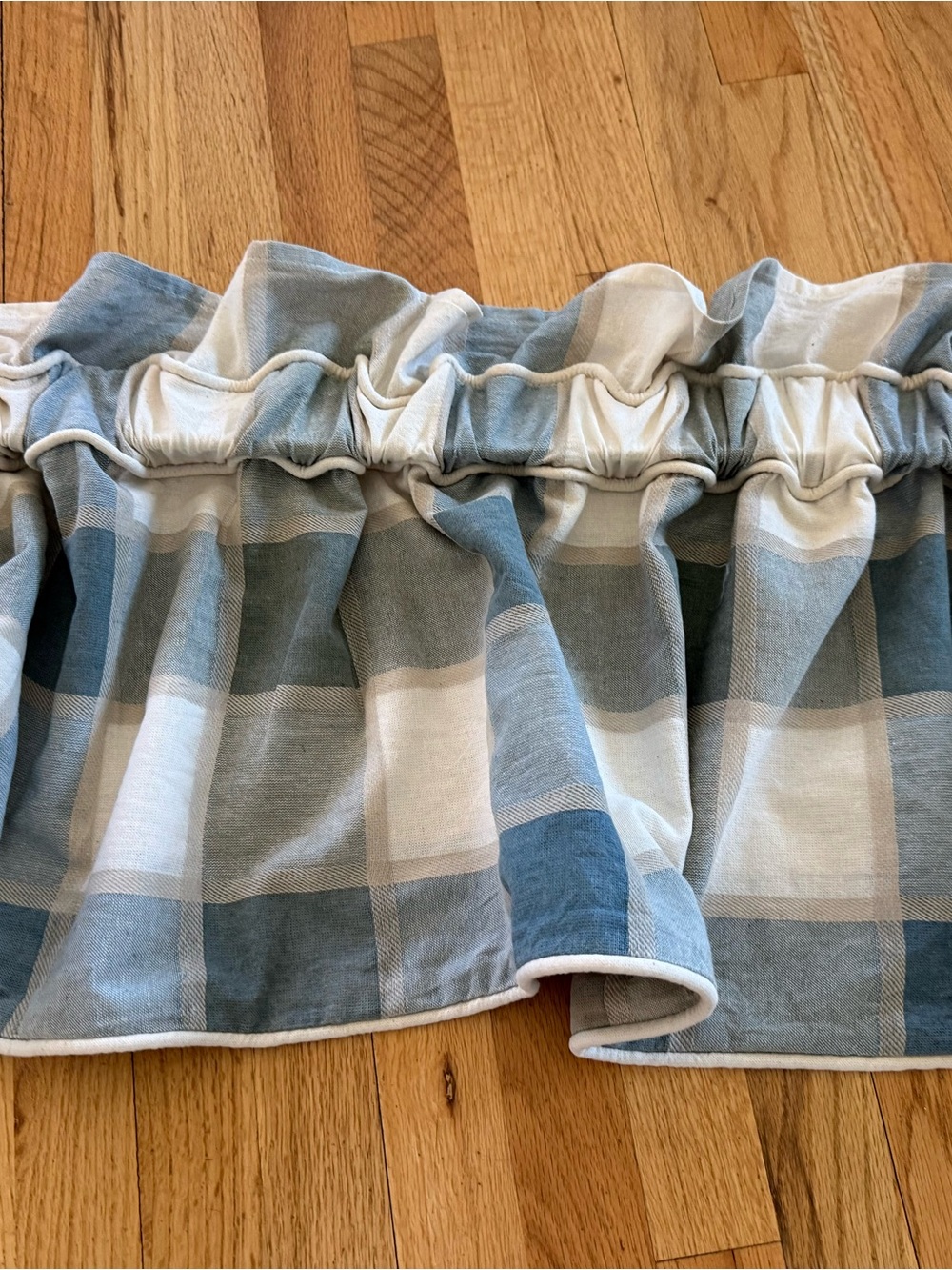 Window valance - Picture 2 of 9